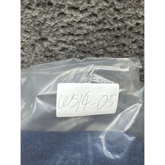 Brooks Brothers 346 Extra Fine Merino Wool V-Neck Sweater Navy Blue Mens Size S - Picture 12 of 12